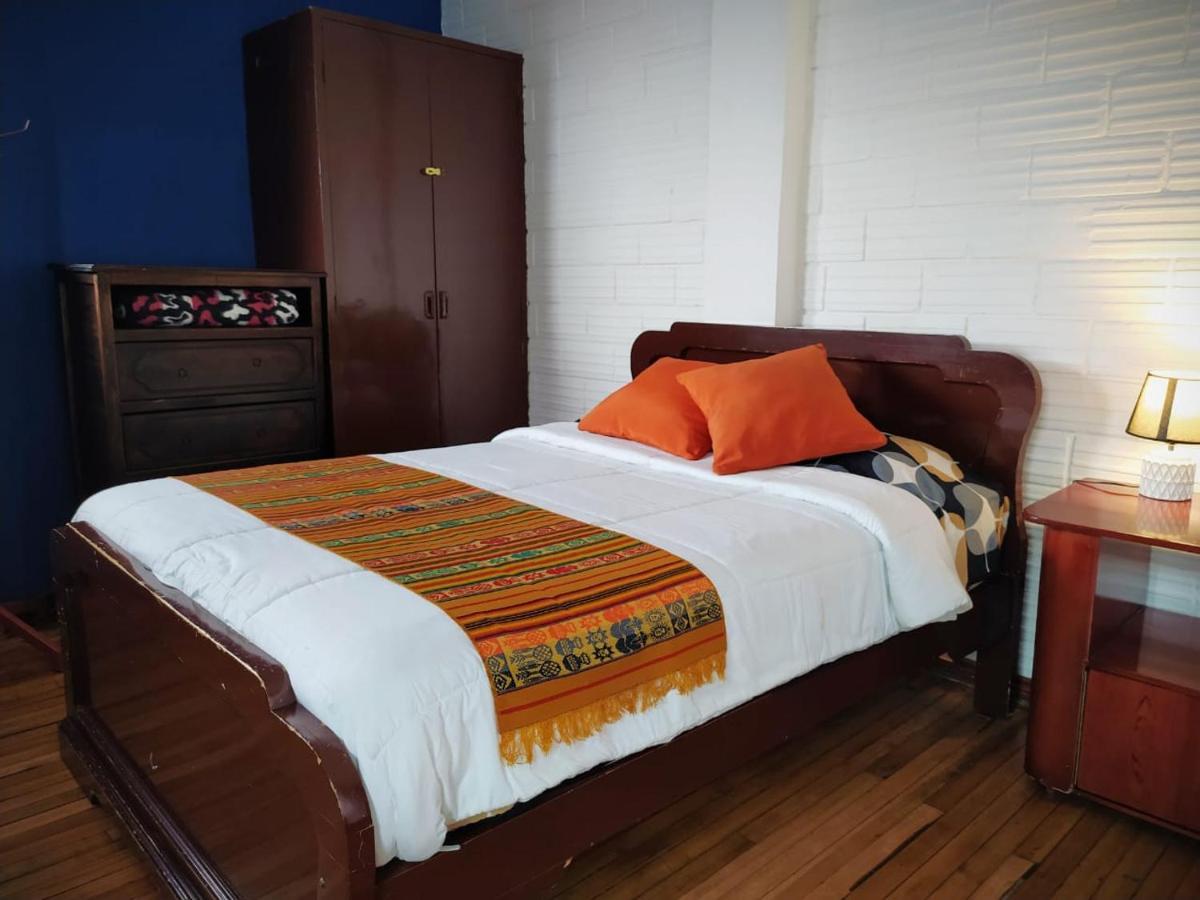 Hotel Hostal La Casa Tolena Quito - Ecuador Zewnętrze zdjęcie