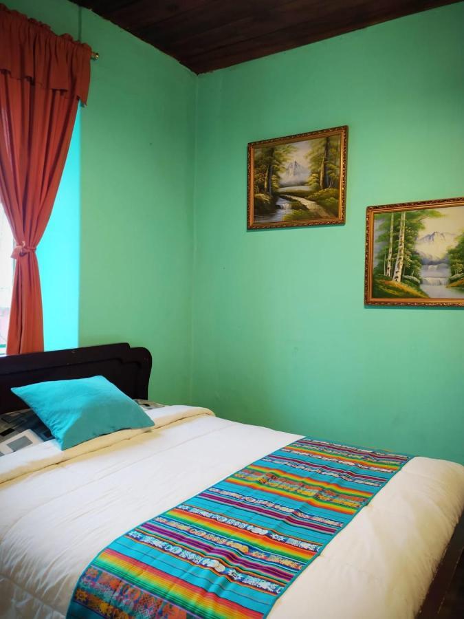 Hotel Hostal La Casa Tolena Quito - Ecuador Zewnętrze zdjęcie