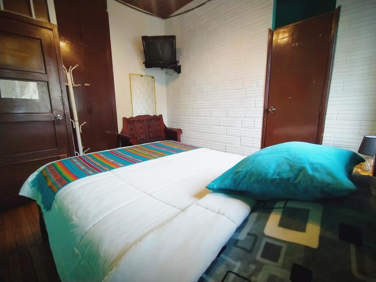 Hotel Hostal La Casa Tolena Quito - Ecuador Zewnętrze zdjęcie